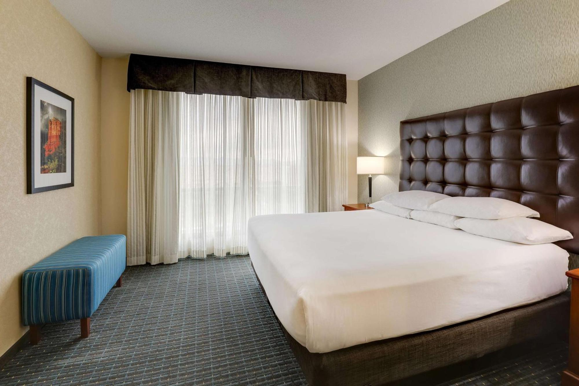 Drury Inn & Suites Phoenix Chandler Fashion Center 외부 사진