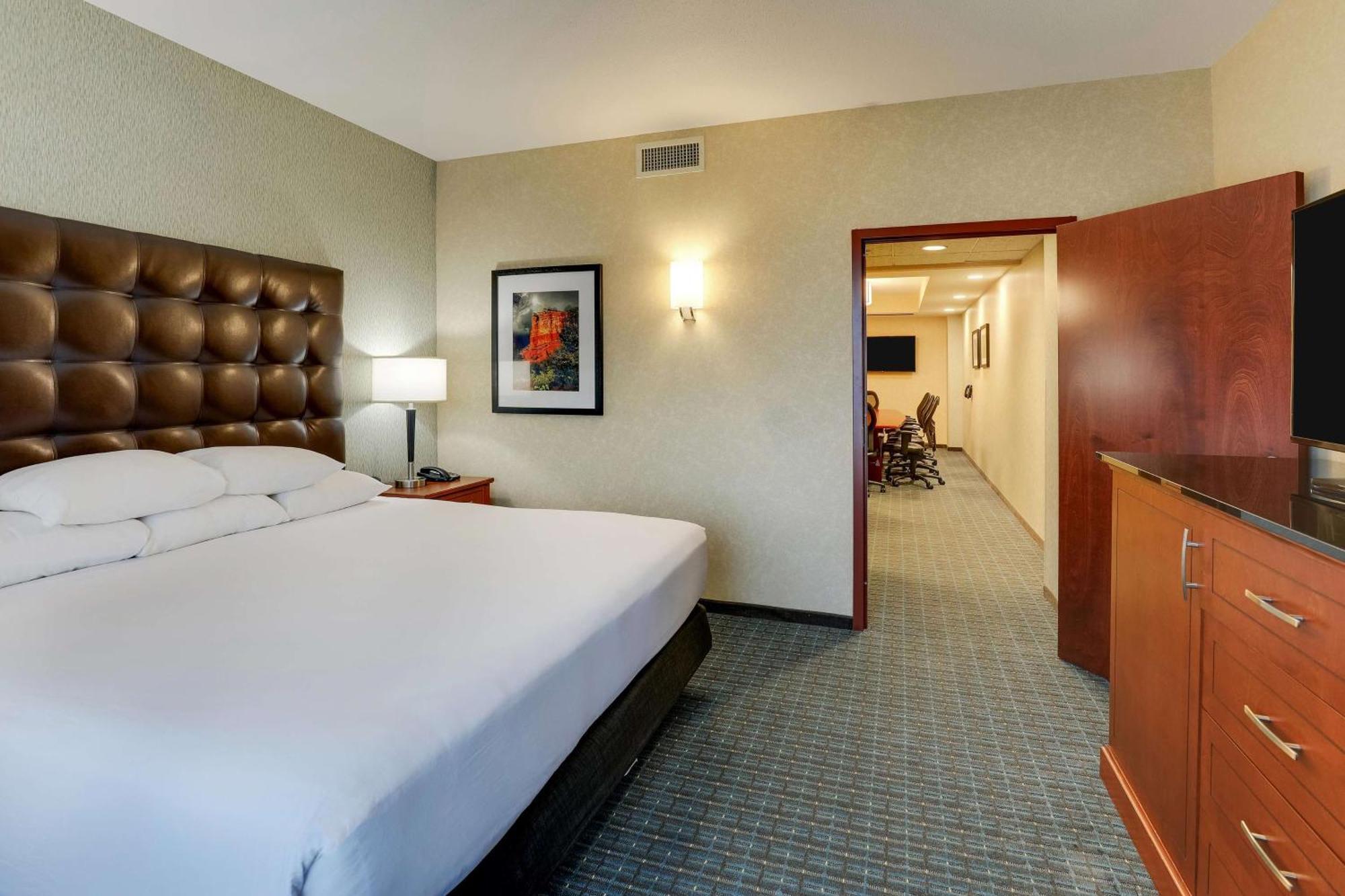 Drury Inn & Suites Phoenix Chandler Fashion Center 외부 사진