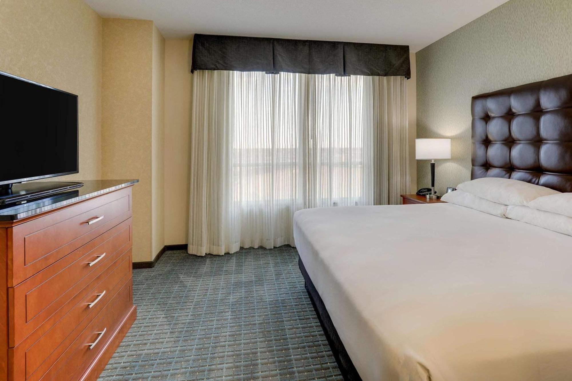 Drury Inn & Suites Phoenix Chandler Fashion Center 외부 사진