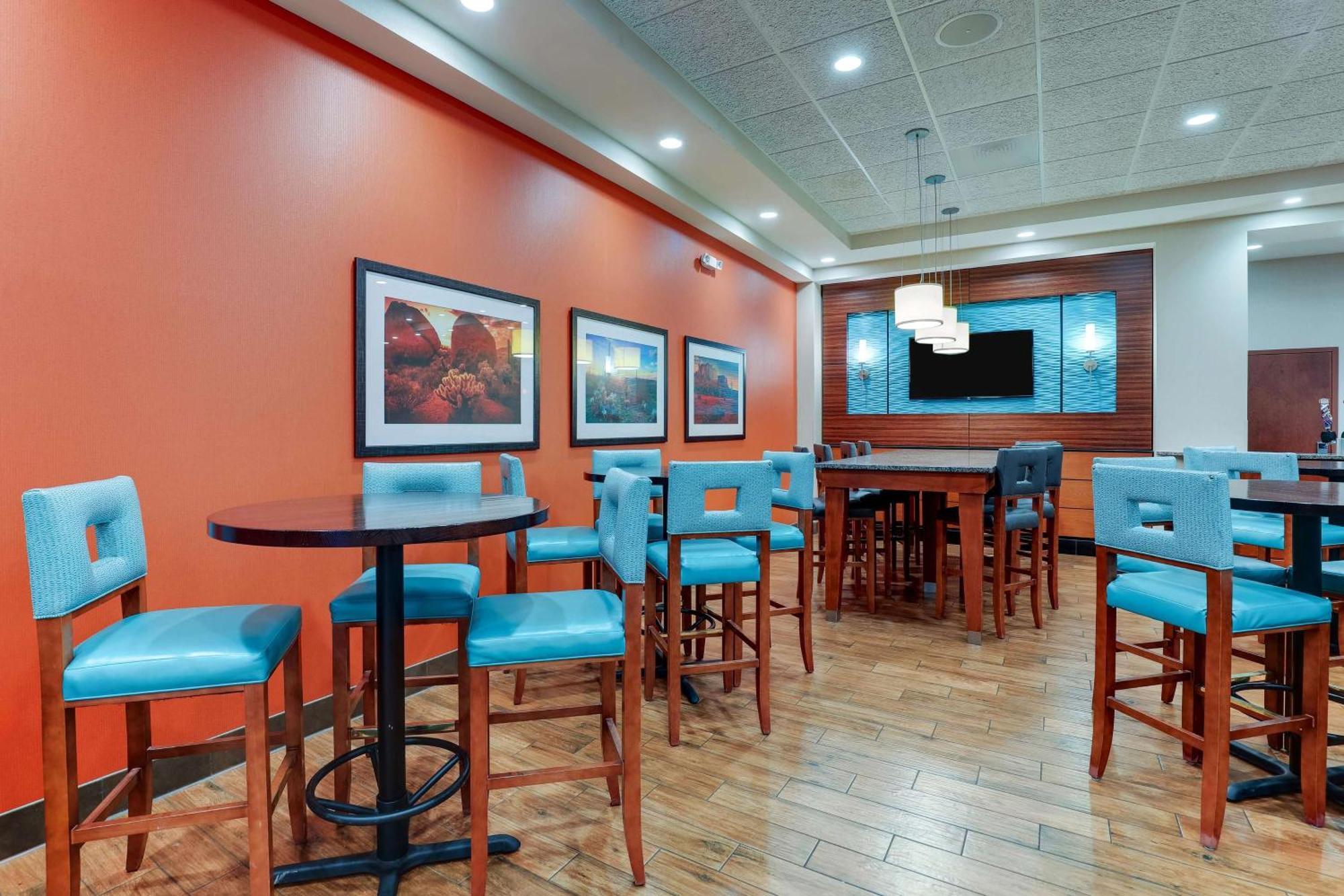 Drury Inn & Suites Phoenix Chandler Fashion Center 외부 사진