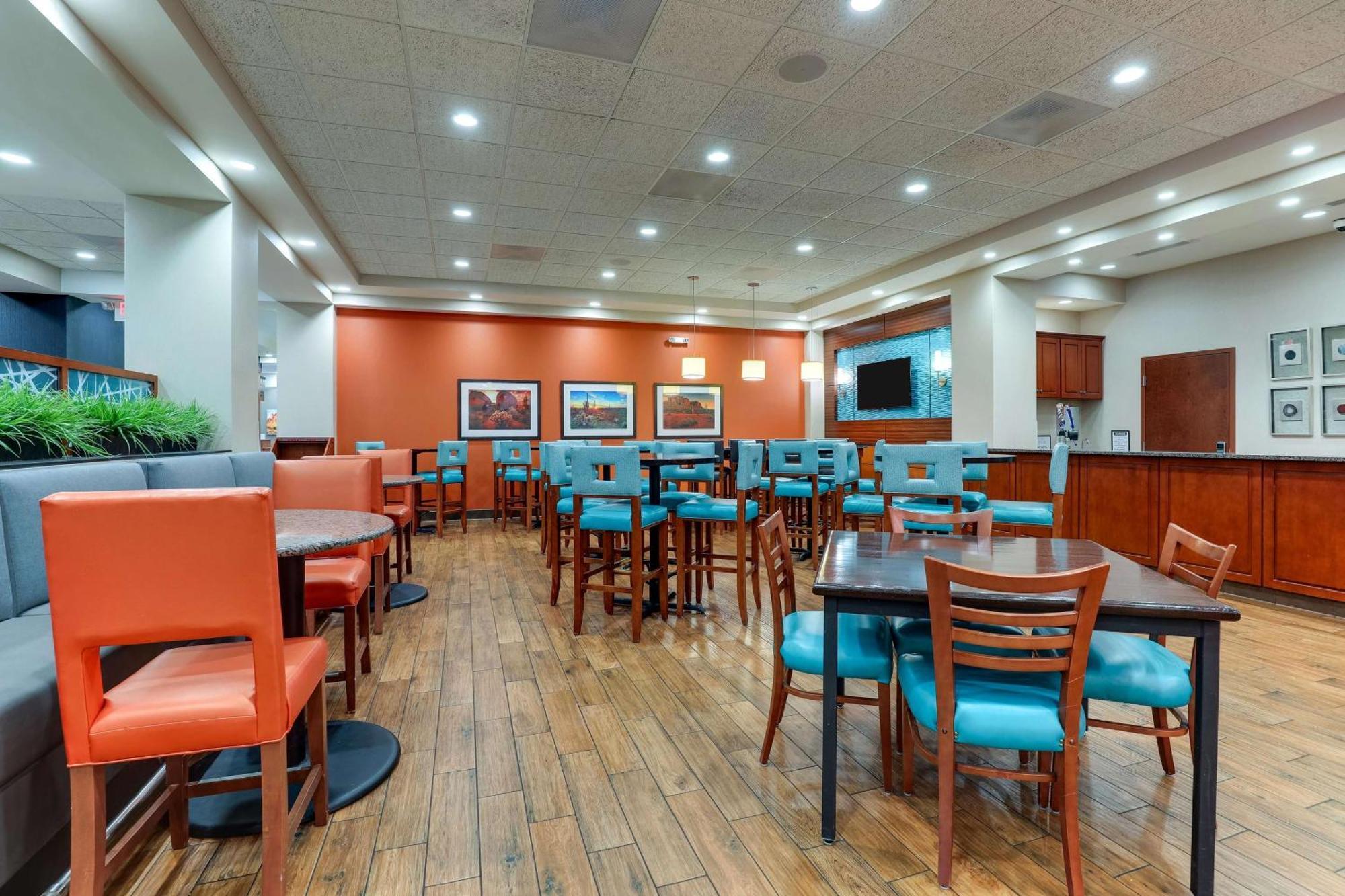 Drury Inn & Suites Phoenix Chandler Fashion Center 외부 사진